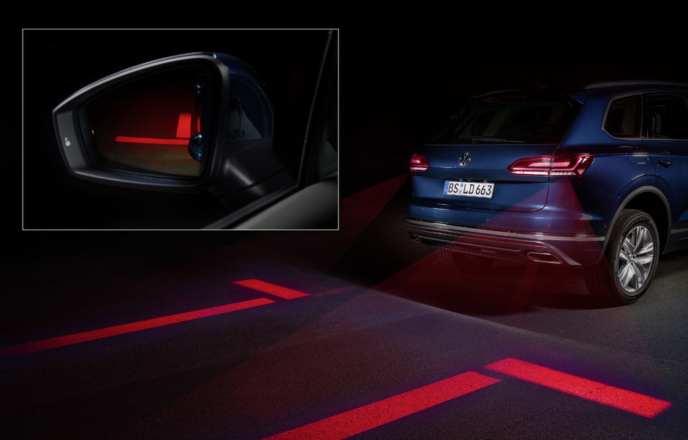 Volkswagen dezvoltă noi tehnologii de iluminare: semnături personalizate și indicații pentru orientare și parcare - Poza 4
