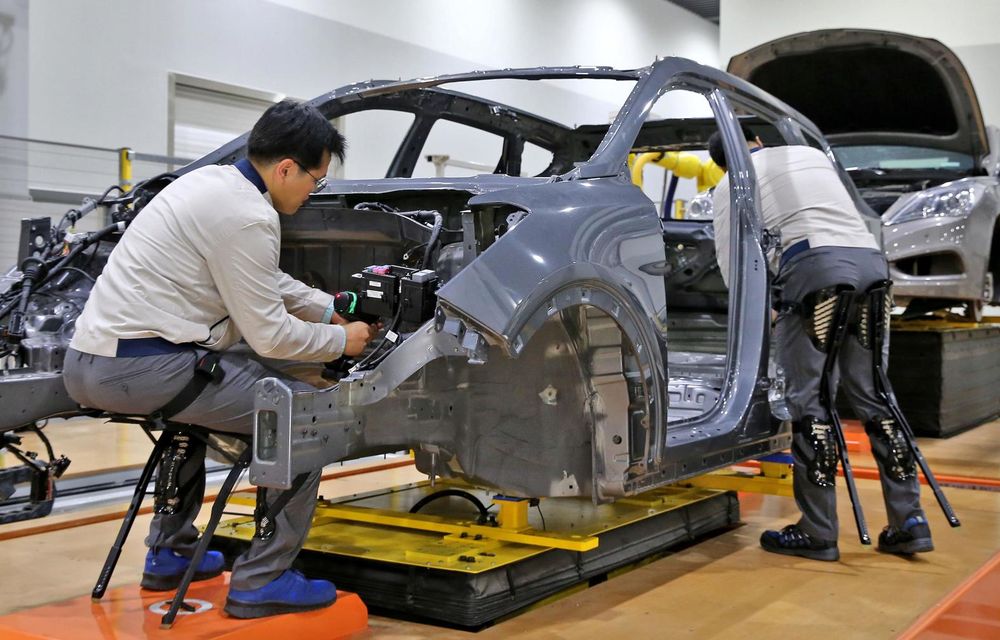 Kia și Hyundai vor investi în “robotica viitorului”: costume exoscheletice pentru angajați vor fi testate până la sfârșitul anului - Poza 1
