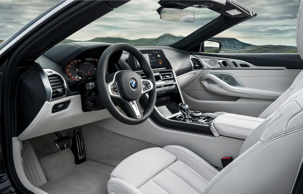 BMW Seria 8 Cabrio, poze și informații oficiale: motorizări de până la 530 CP și 15 secunde pentru plierea plafonului din material textil - Poza 37