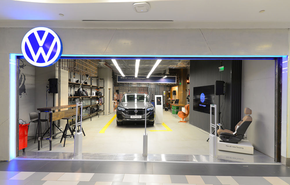 Showroom auto în mall: Volkswagen a deschis la București primul Concept Store auto din România - Poza 1
