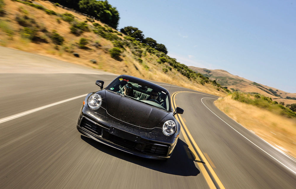 Primele imagini cu viitorul Porsche 911: modelul sport va fi prezentat la finalul lunii noiembrie - Poza 3