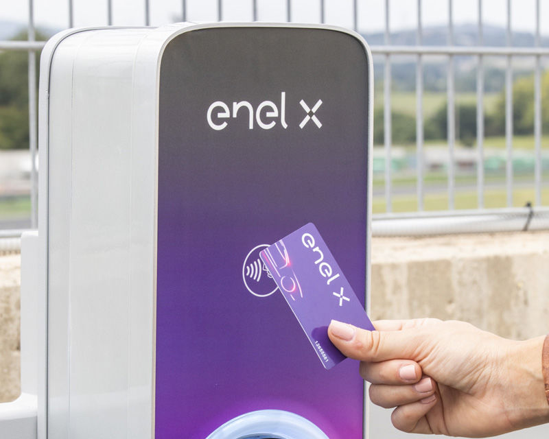 Enel va dezvolta în România o rețea de 2.500 de puncte de încărcare pentru mașini electrice: stațiile vor avea puteri de până la 150 kW - Poza 2