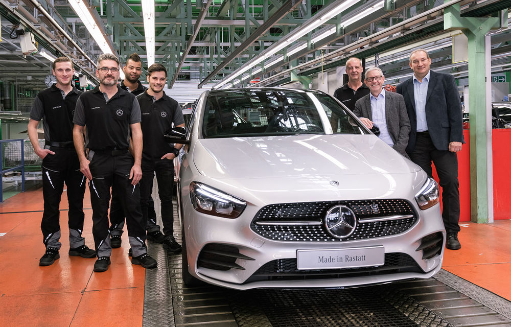 Mercedes-Benz a demarat producția noii generații Clasa B: monovolumul compact este asamblat în cadrul fabricii din Rastatt, Germania - Poza 1
