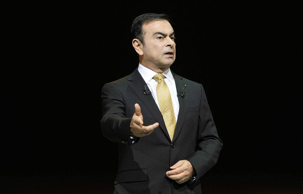 Șeful Renault-Nissan a fost arestat în Japonia: Carlos Ghosn a mințit în declarația de venituri - Poza 1