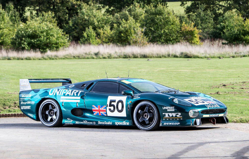 Un Jaguar XJ220 C va fi scos la licitație: modelul britanic a fost pilotat de David Coulthard în cursa de 24 de ore de la Le Mans - Poza 1