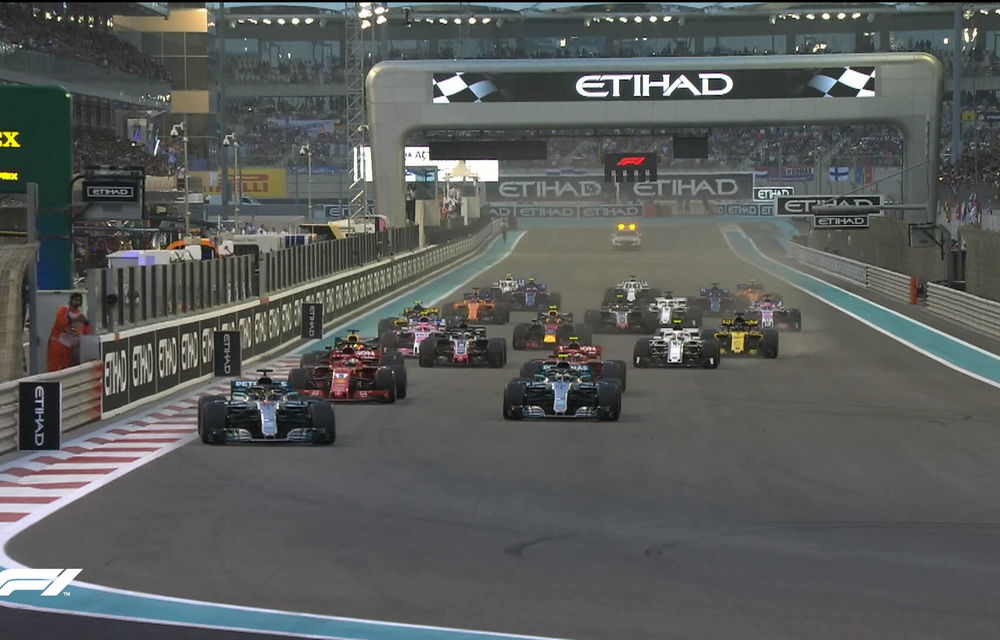 Hamilton încheie sezonul 2018 al Formulei 1 cu o victorie în Abu Dhabi! Vettel și Verstappen au completat podiumul - Poza 2