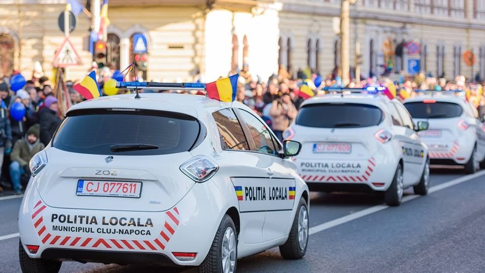 Mașini electrice, cumpărate de Primăria Cluj-Napoca: trei Renault Zoe au intrat în flota Poliției Locale - Poza 1