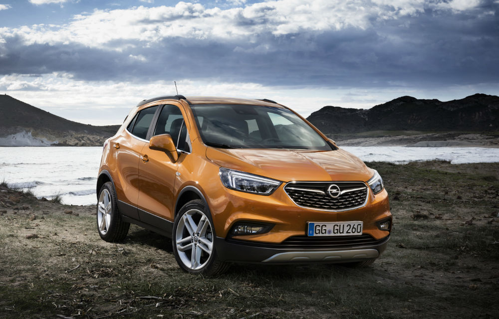 Opel continuă extinderea gamei de modele: SUV-ul Mokka X și utilitara Vivaro vor primi versiuni electrice în 2020 - Poza 1