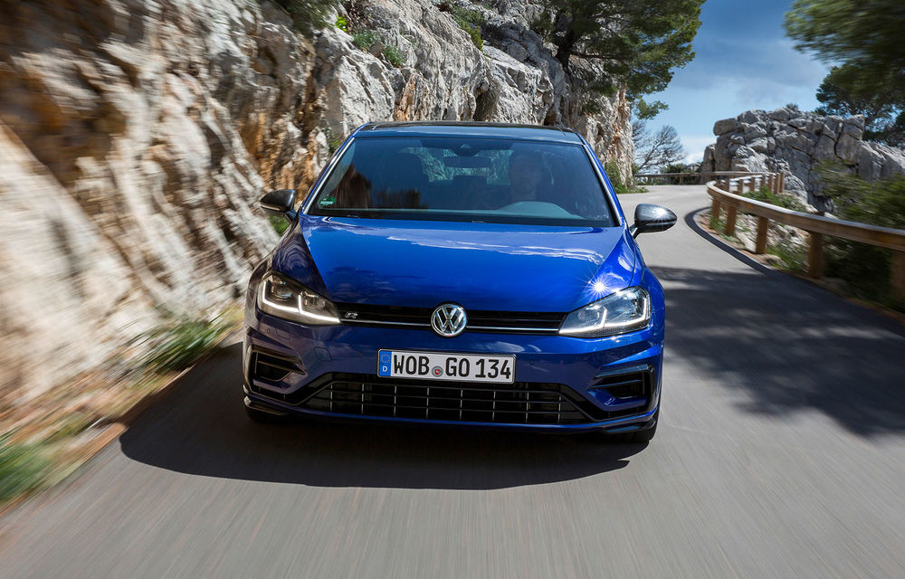 Volkswagen va reduce gama de versiuni: 25% dintre variantele de motoare și transmisii vor fi eliminate - Poza 1