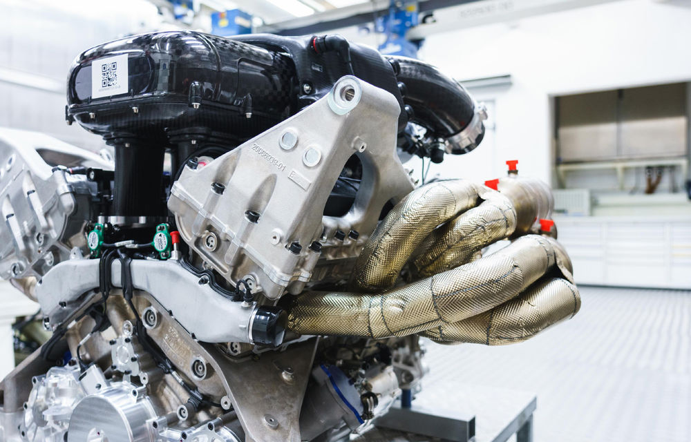 Aston Martin confirmă specificațiile motorului V12 de 6.5 litri de pe Valkyrie: 1.013 cai putere, cuplu de 740 Nm și 11.100 rotații pe minut - Poza 5
