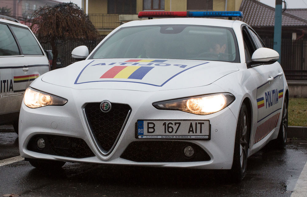 Poliția Rutieră Constanța a primit un Alfa Romeo Giulia: sedanul producătorului italian va fi utlizat timp de 12 luni în misiuni de patrulare - Poza 1