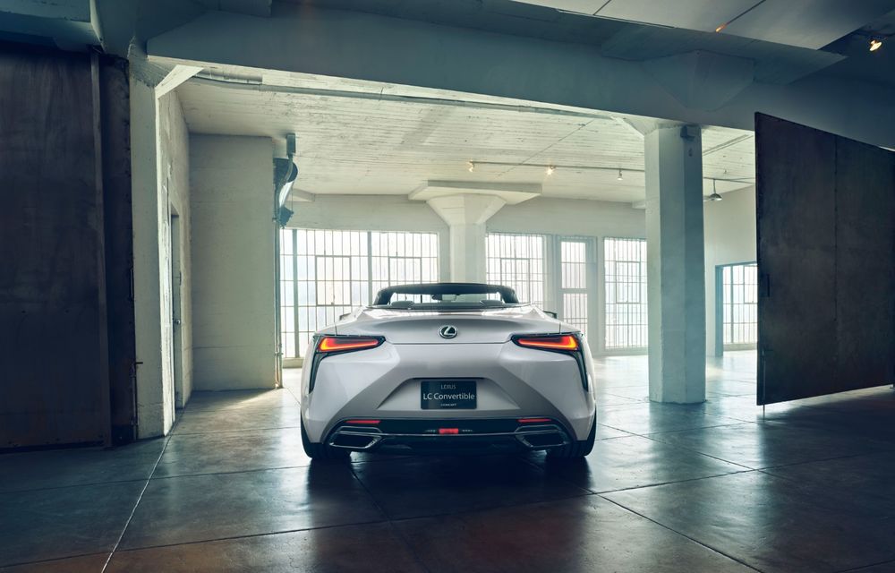 Primele imagini cu Lexus LC Convertible Concept: prototipul niponilor va fi expus la Detroit și anunță o versiune de serie - Poza 9