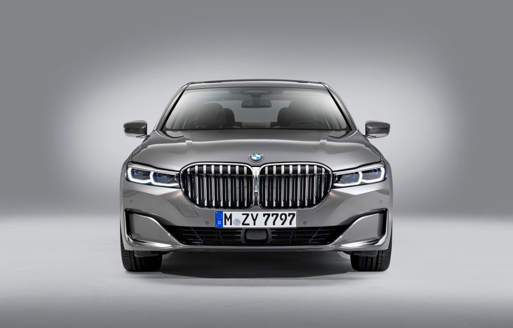 BMW Seria 7 facelift, imagini și detalii oficiale: design revizuit, asistent personal inteligent și motoare îmbunătățite - Poza 18