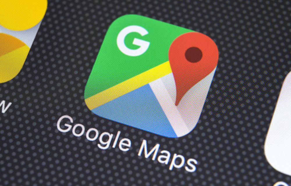 Google Maps introduce noi funcții pentru șoferi: afișează limitele de viteză și pozițiile camerelor video de supraveghere - Poza 1