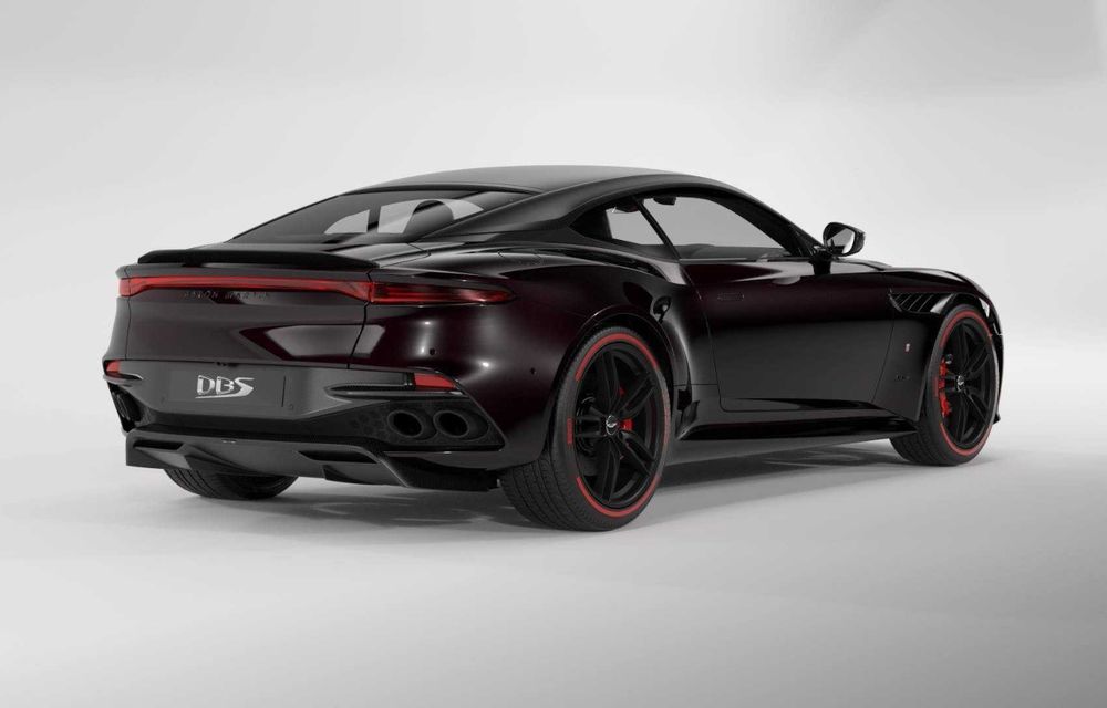Aston Martin lansează ediția limitată DBS Superleggera TAG Heuer: 50 de exemplare echipate cu un pachet de caroserie cu elemente din fibră de carbon - Poza 2