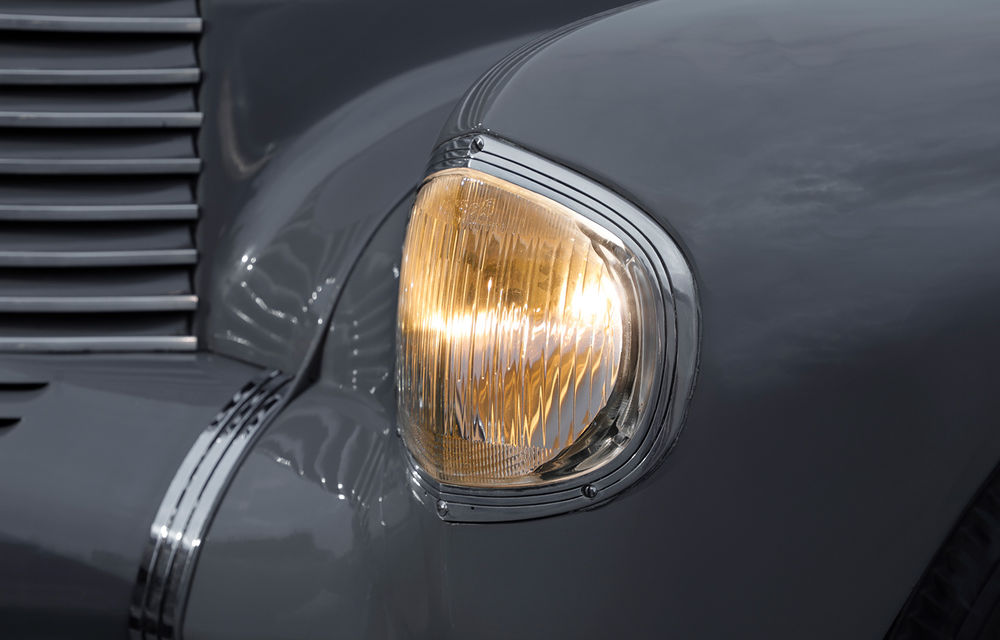 Trecut și viitor: de la lumânări la Matrix cu LED. O vizită în istoria farurilor Opel - Poza 12