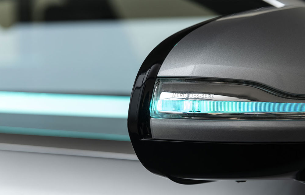 Cum vom recunoaște o mașină autonomă în trafic? Mercedes-Benz a dezvoltat lumini turcoaz pentru &quot;comunicarea&quot; cu pietonii și bicicliștii - Poza 5