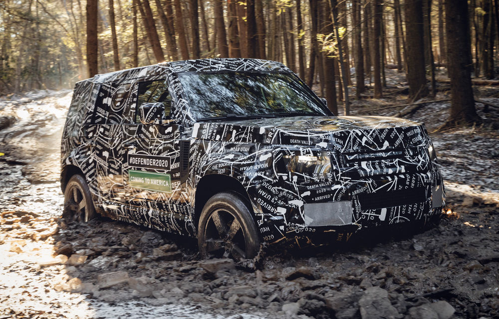 Noua generație Land Rover Defender: prima imagine cu interiorul, &quot;scăpată&quot; pe internet - Poza 1
