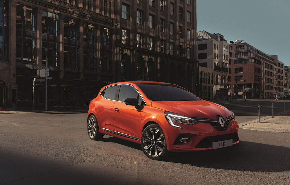 Renault România lansează o platformă de vânzări online: modele disponibile în stoc la prețuri promoționale - Poza 1