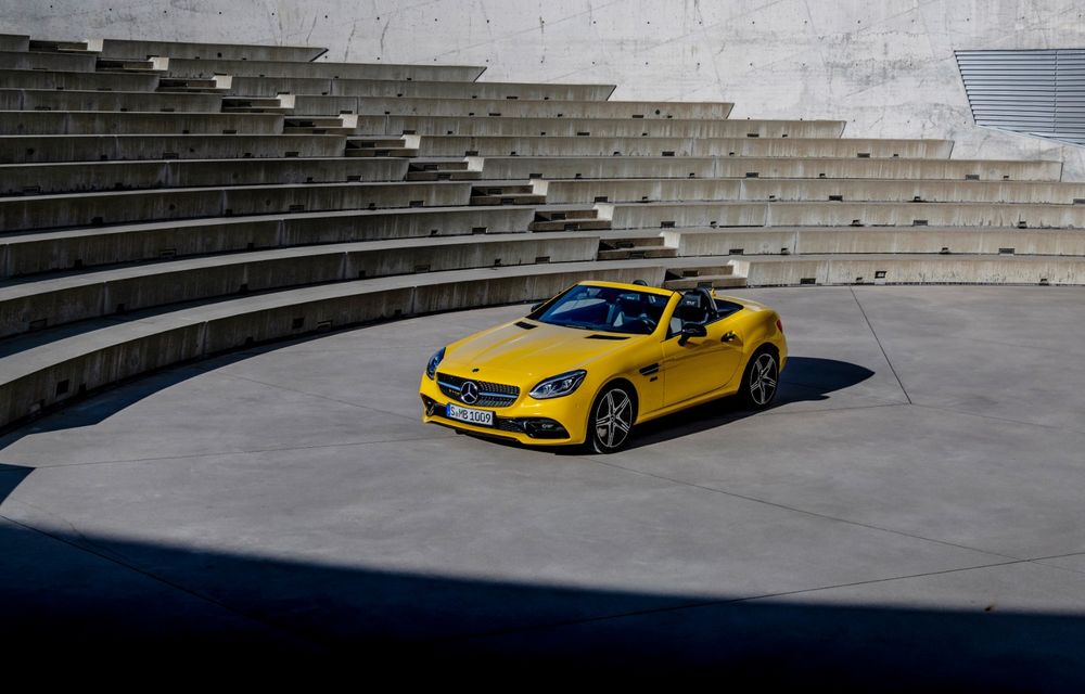 Cântec de lebădă: Mercedes-Benz lansează SLC Final Edition - Poza 3