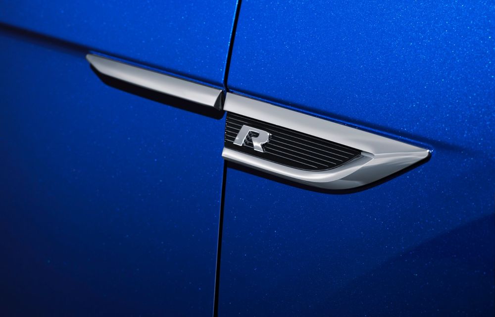 Volkswagen a prezentat noul T-Roc R: motor TSI de 2.0 litri cu 300 CP și 400 Nm, tracțiune integrală și 0-100 km/h în 4.9 secunde: debut la Geneva - Poza 26