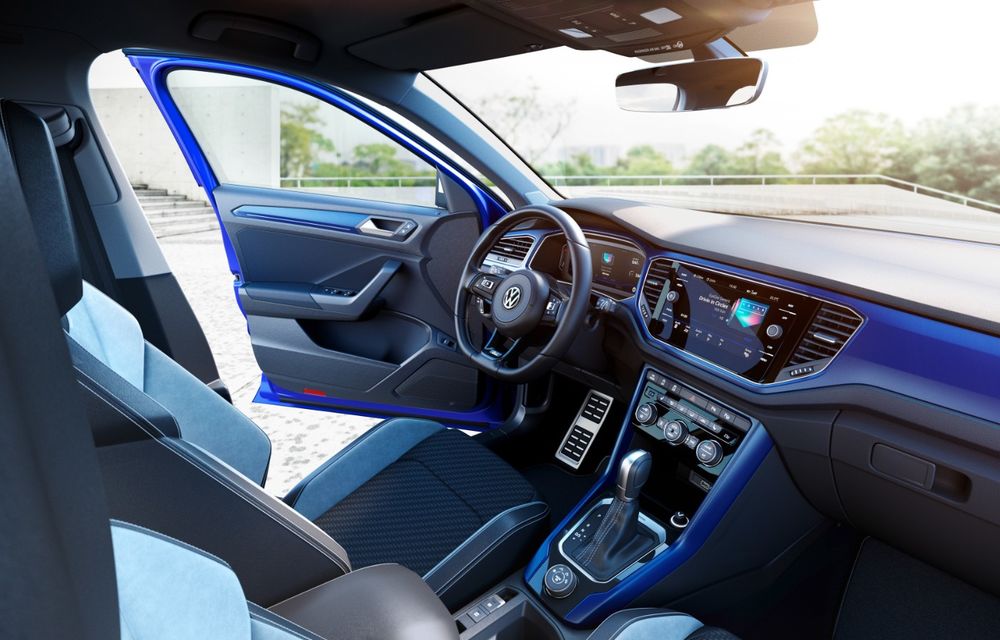 Volkswagen a prezentat noul T-Roc R: motor TSI de 2.0 litri cu 300 CP și 400 Nm, tracțiune integrală și 0-100 km/h în 4.9 secunde: debut la Geneva - Poza 10