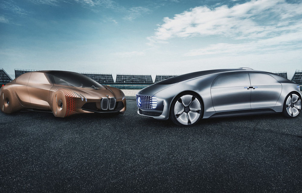 BMW și Mercedes-Benz extind colaborarea: germanii vor să dezvolte împreună tehnologii pentru condus autonom pe autostrăzi - Poza 1