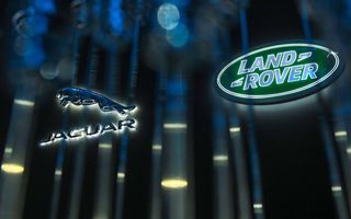 Indienii de la Tata neagă vânzarea de acțiuni la Jaguar Land Rover: Tata Motors deține 100% din grupul britanic