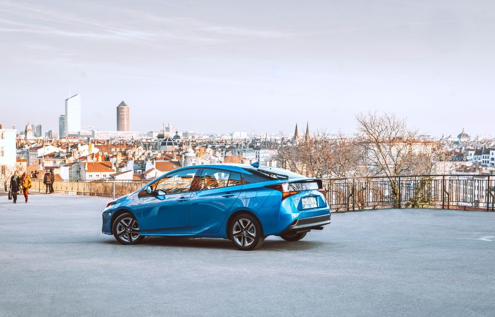Toyota Prius facelift vine în premieră europeană la Geneva: tracțiunea integrală AWD-i este disponibilă opțional - Poza 9