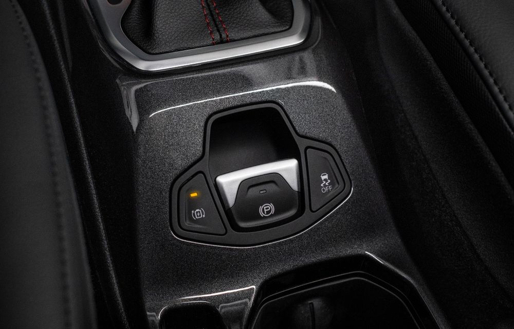 Versiuni plug-in hybrid pentru Jeep Renegade și Compass: SUV-urile vor avea până la 240 CP și autonomii electrice de 50 de kilometri - Poza 11