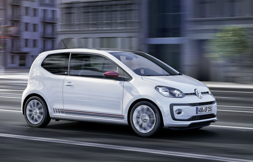 Volkswagen avertizează că mașinile de oraș vor dispărea din cauza normelor de poluare: &quot;Ce vor cumpăra cei care nu-și permit electrice?&quot; - Poza 1
