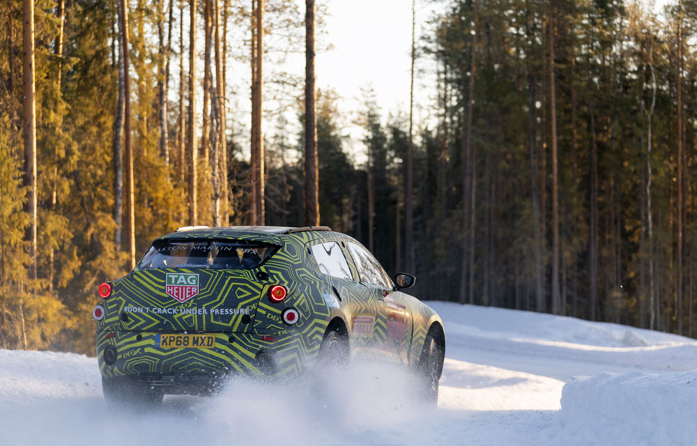 Aston Martin testează prototipul DBX prin zăpezile din Suedia: producția de serie a SUV-ului va începe în 2020 - Poza 5