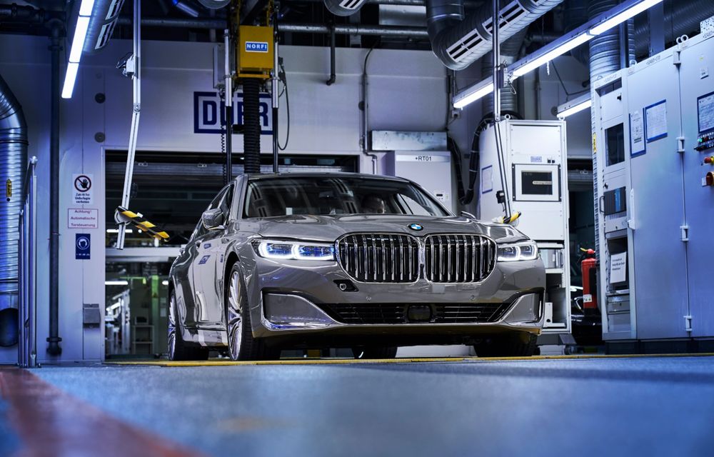 BMW a dat startul producției pentru Seria 7 facelift: vârful de gamă al nemților este construit la uzina din Dingolfing - Poza 7