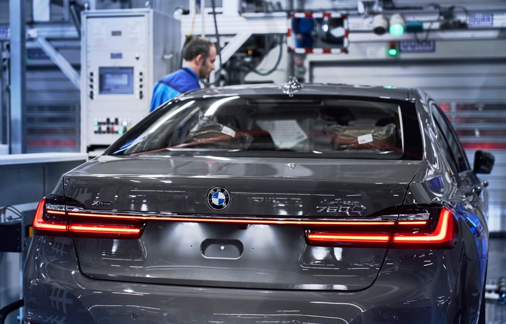 BMW a dat startul producției pentru Seria 7 facelift: vârful de gamă al nemților este construit la uzina din Dingolfing - Poza 5