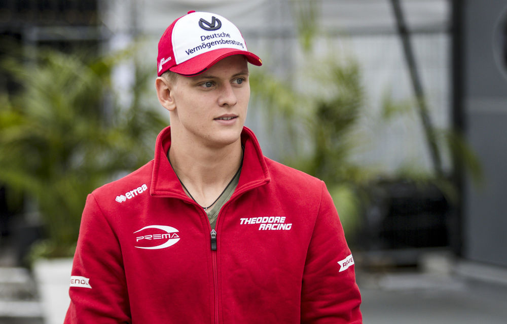 Mick Schumacher va testa pentru Ferrari: fiul lui Michael Schumacher va urca în cockpit în 2 aprilie pe circuitul din Bahrain - Poza 1