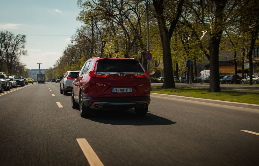 Comparativ de consum: Honda CR-V hibrid vs. Honda CR-V benzină în traficul din București - Poza 21