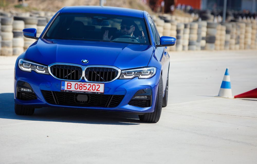 Prim contact cu noile BMW Seria 3 și Z4: test de îndemânare cu sedanul 330i și tururi de circuit cu roadsterul bavarez - Poza 3