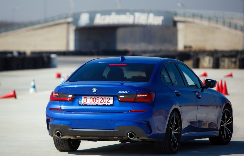 Prim contact cu noile BMW Seria 3 și Z4: test de îndemânare cu sedanul 330i și tururi de circuit cu roadsterul bavarez - Poza 8
