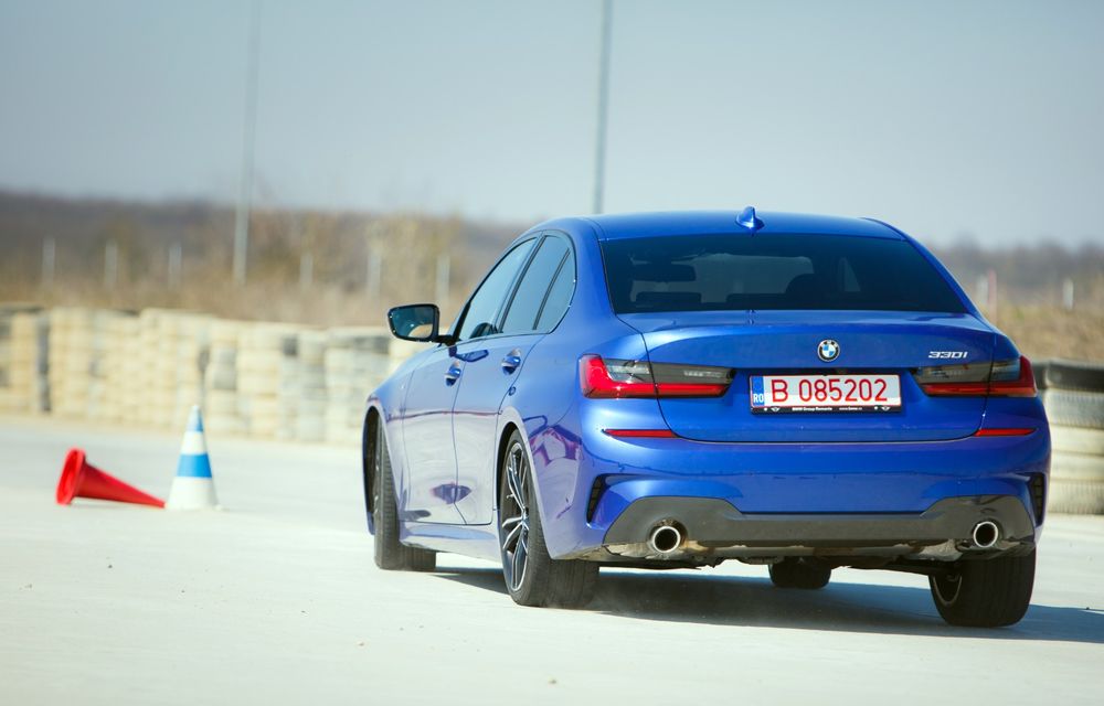Prim contact cu noile BMW Seria 3 și Z4: test de îndemânare cu sedanul 330i și tururi de circuit cu roadsterul bavarez - Poza 9