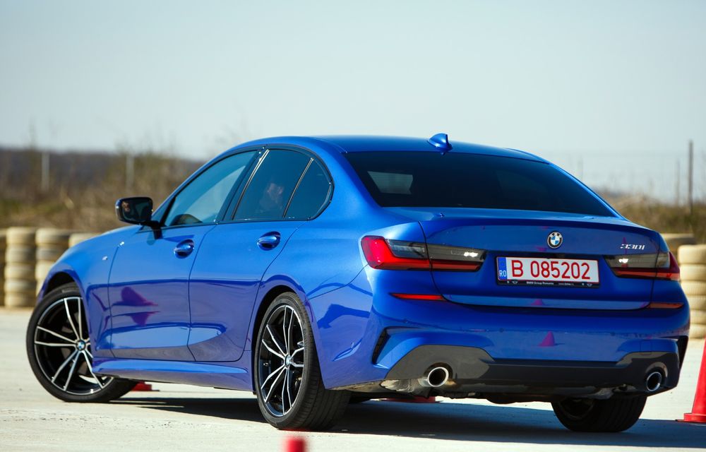 Prim contact cu noile BMW Seria 3 și Z4: test de îndemânare cu sedanul 330i și tururi de circuit cu roadsterul bavarez - Poza 11