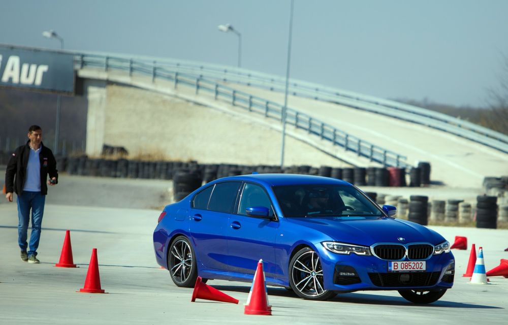 Prim contact cu noile BMW Seria 3 și Z4: test de îndemânare cu sedanul 330i și tururi de circuit cu roadsterul bavarez - Poza 7