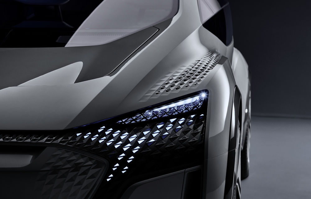 Primul teaser cu conceptul electric și autonom Audi AI:me: prezentarea oficială va avea loc în 15 aprilie - Poza 1