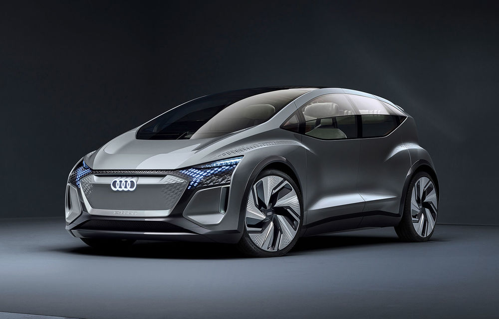 Audi a prezentat AI:ME, conceptul care anunță un viitor hatchback compact: prototipul electric oferă 170 CP și dispune de o baterie de 65 kWh - Poza 1