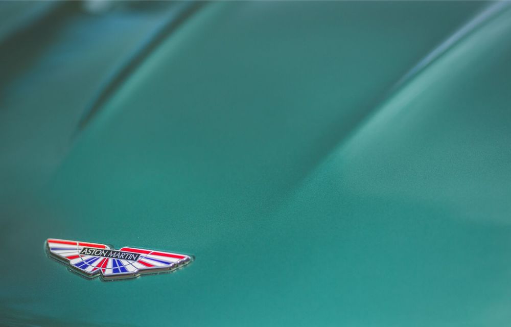 Aston Martin prezintă ediția limitată DBS 59: 24 de exemplare DBS Superleggera special create în cinstea victoriei de la Le Mans din 1959 - Poza 15