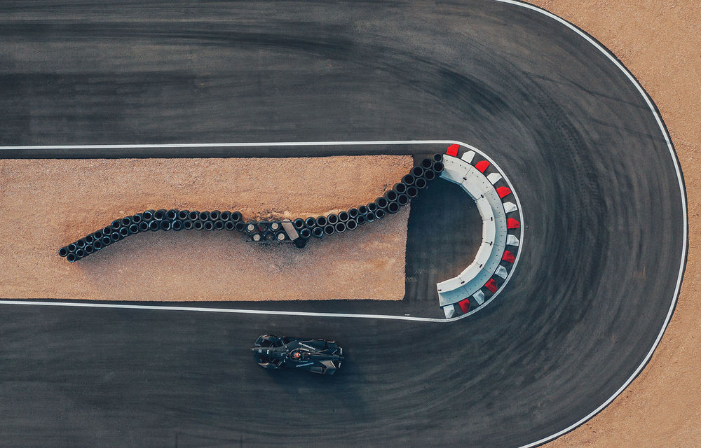 Porsche continuă testele cu viitorul monopost de Formula E: nemții vor debuta în competiția de electrice în sezonul 2019-2020 - Poza 8