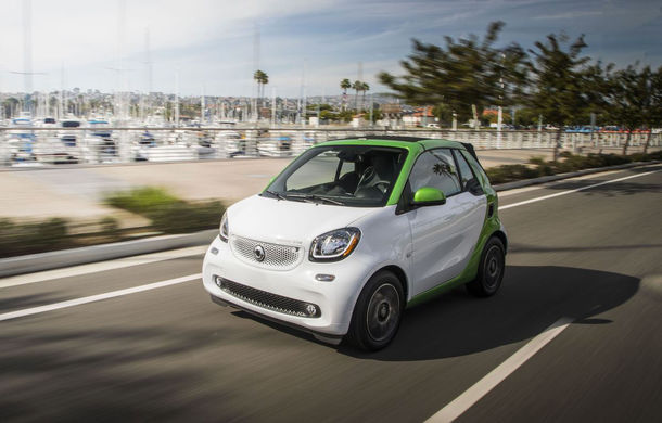 Visul frumos s-a terminat: Daimler renunÈÄ la marca Smart Ã®n SUA Èi Canada - Poza 1