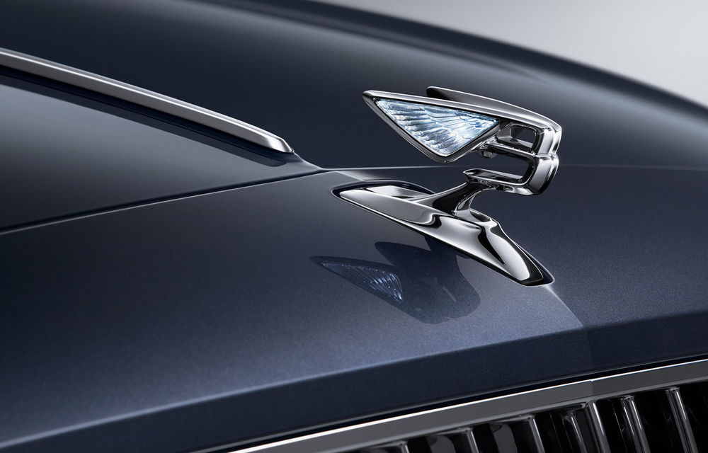 Primele imagini oficiale cu interiorul noului Bentley Flying Spur: lansarea va avea loc în 2019 - Poza 4