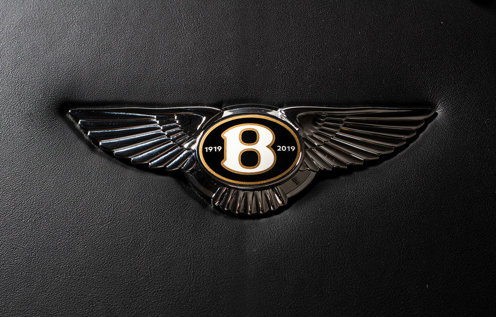 Bentley lansează o carte cu ocazia centenarului mărcii: cea mai scumpă versiune costă aproape 230.000 de euro și include diamante - Poza 4
