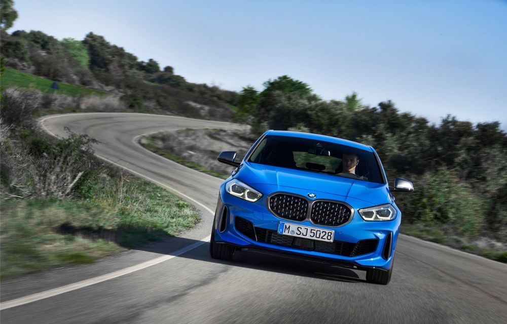 Noua generație BMW Seria 1, imagini și detalii oficiale: platformă nouă cu roți motrice față, mai mult spațiu pentru pasageri și tehnologii moderne - Poza 7
