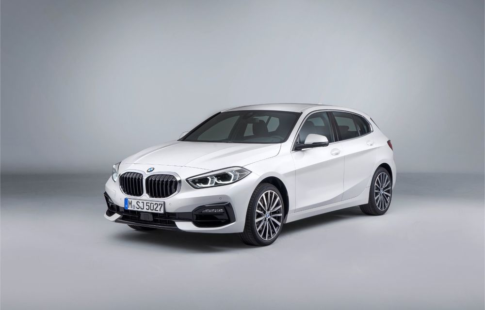 Noua generație BMW Seria 1, imagini și detalii oficiale: platformă nouă cu roți motrice față, mai mult spațiu pentru pasageri și tehnologii moderne - Poza 47